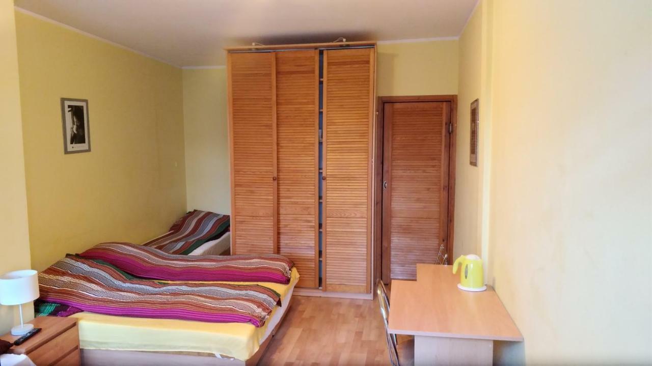 Iwona Hostel - Budget Rooms With Private Bathrooms ソポト エクステリア 写真