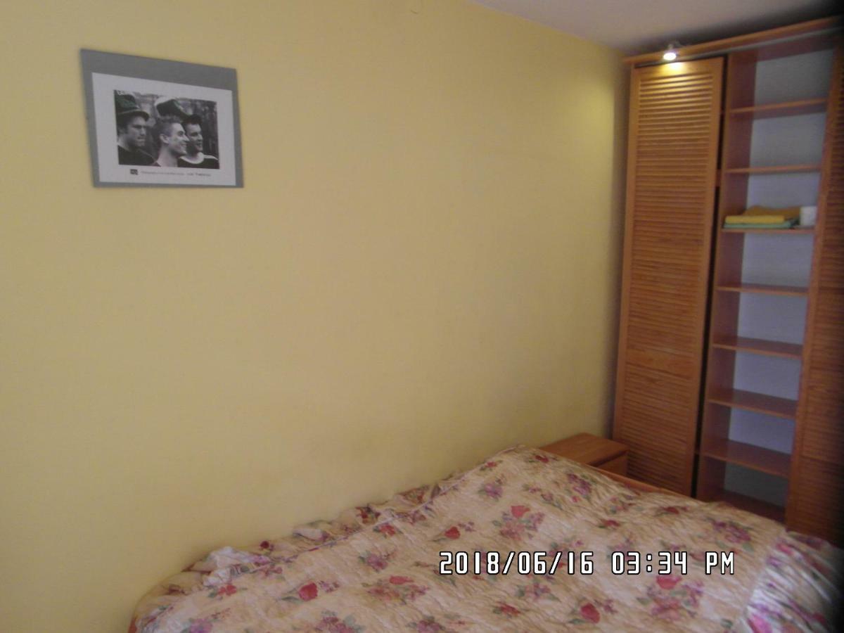 Iwona Hostel - Budget Rooms With Private Bathrooms ソポト エクステリア 写真